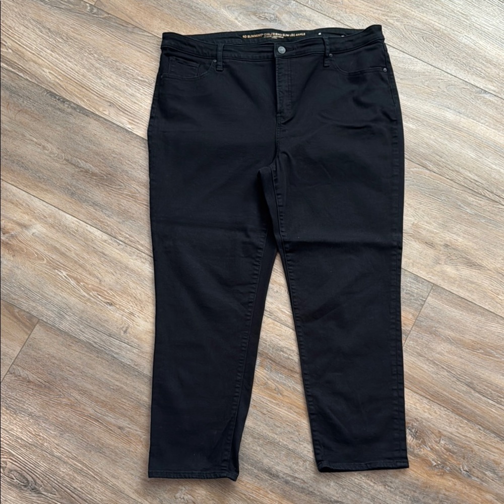 Chico's Black Slim Leg Ankle Jeans